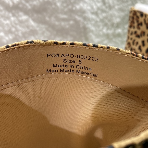 Leopard Ankle Boots/Size 8 - Picture 11 of 13